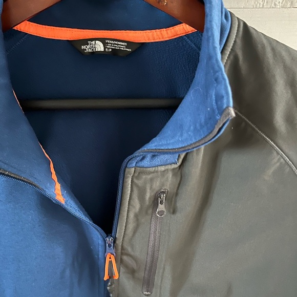 Men's The North Face Quarter Zip FlashDry lightweight Sz Small Blue - Picture 2 of 3